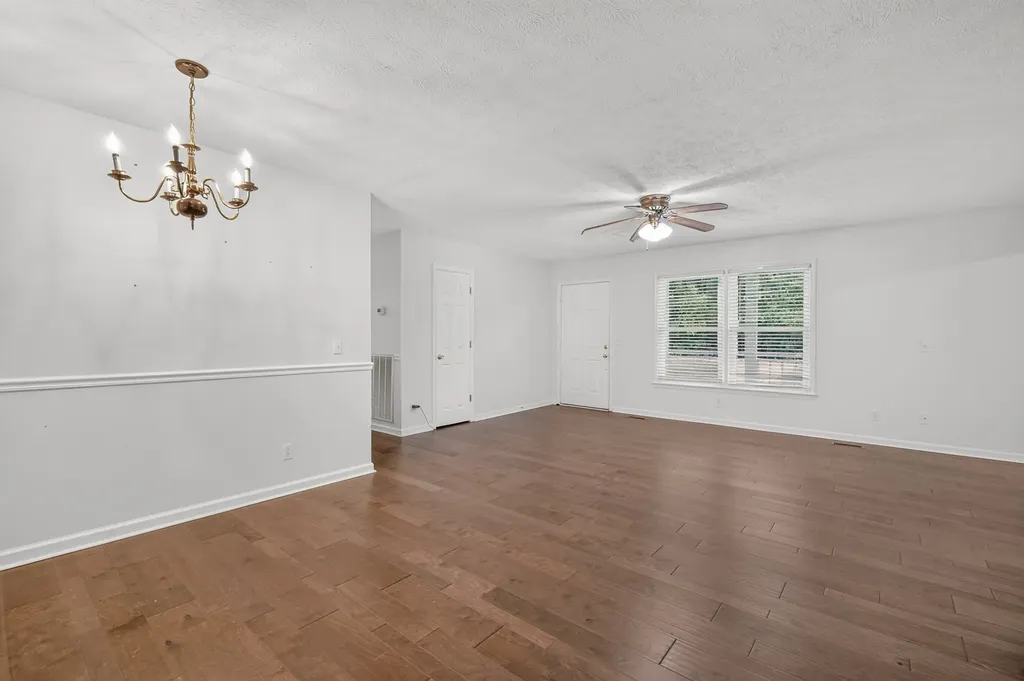 4218 Long Hollow Pike Goodlettsville TN 37072