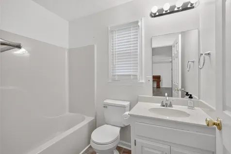 4218 Long Hollow Pike Goodlettsville TN 37072