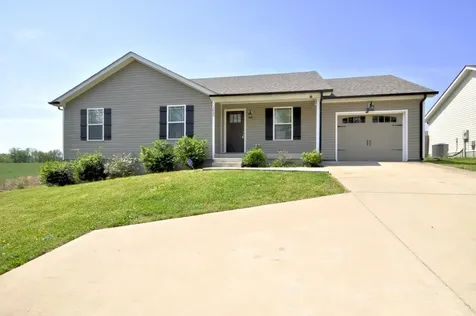 1025 Hugh Hunter Road Oak Grove KY 42262