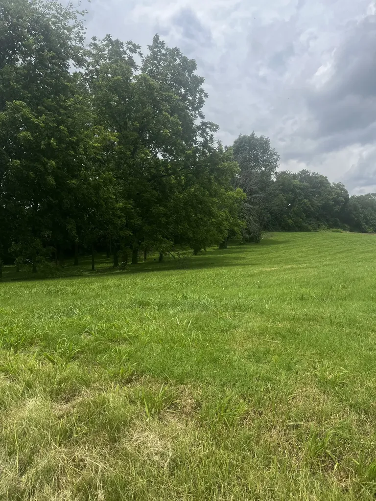 1791 Hartsville Pike Gallatin TN 37066