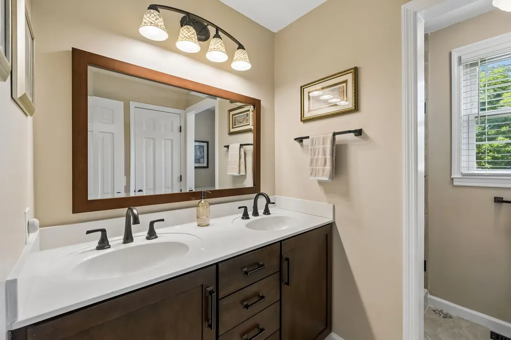 1996 Graceland Drive Goodlettsville TN 37072