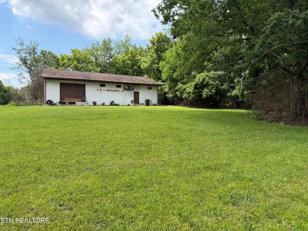424 Cook Road Crossville TN 38555
