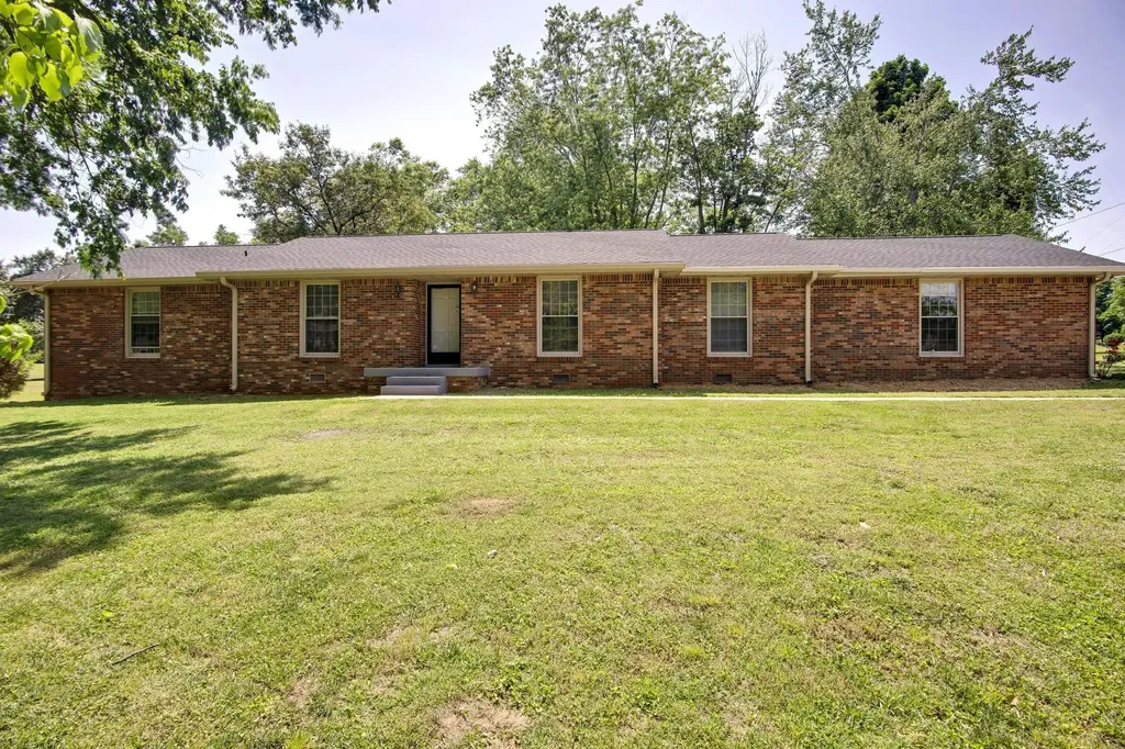 301 Glenwood Drive Mount Juliet TN 37122