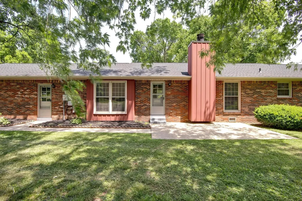 301 Glenwood Drive Mount Juliet TN 37122