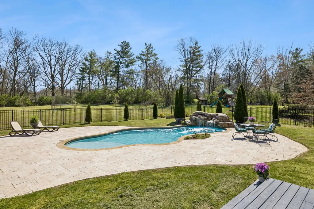 1412 Arrowhead Drive Brentwood TN 37027