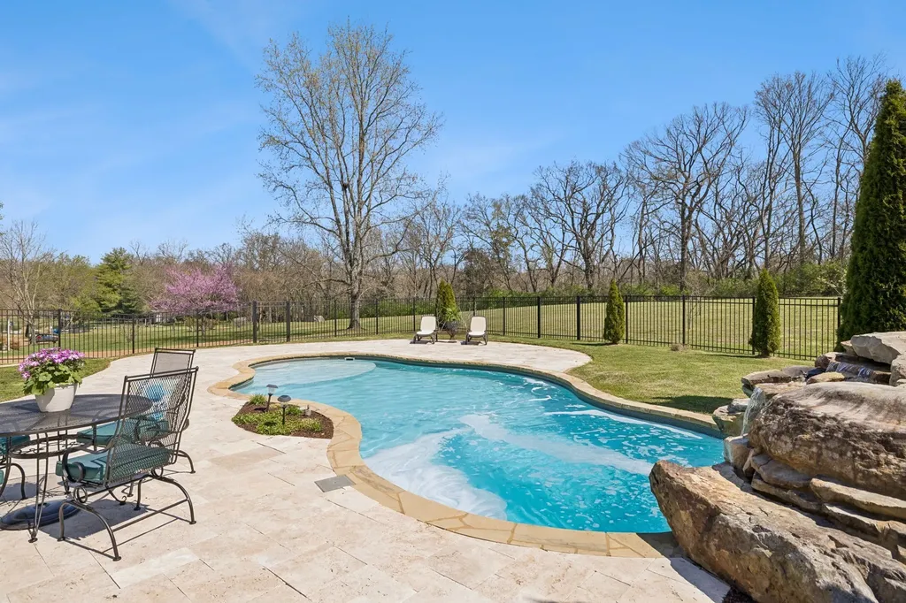 1412 Arrowhead Drive Brentwood TN 37027