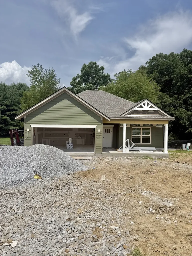 53 Country Circle Manchester TN 37355