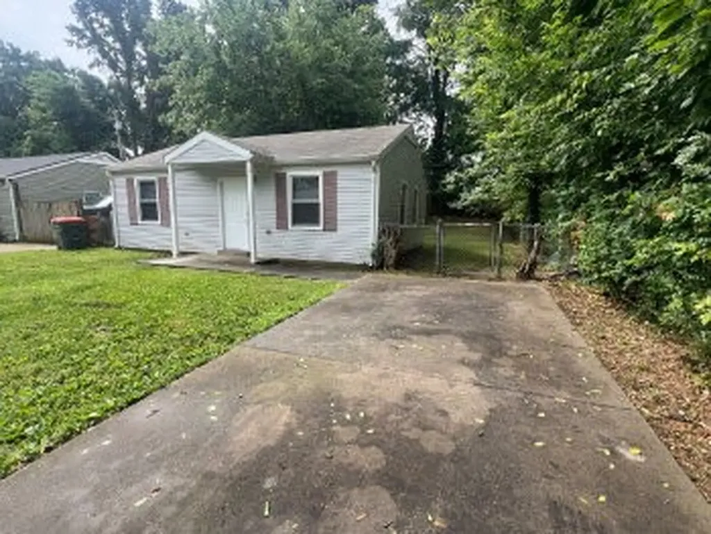 222 Burch Road Clarksville TN 37042