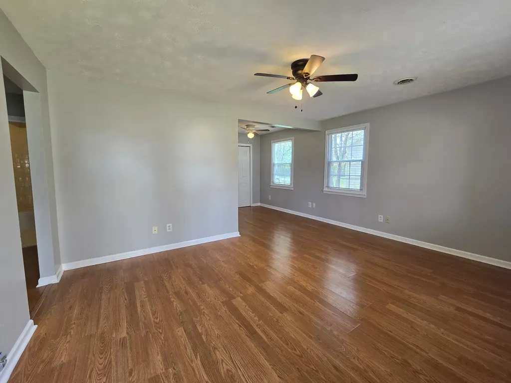 222 Burch Road Clarksville TN 37042