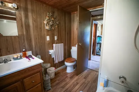 141 Zimmerman Street Hohenwald TN 38462