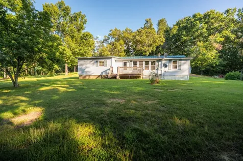 141 Zimmerman Street Hohenwald TN 38462