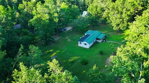 141 Zimmerman Street Hohenwald TN 38462