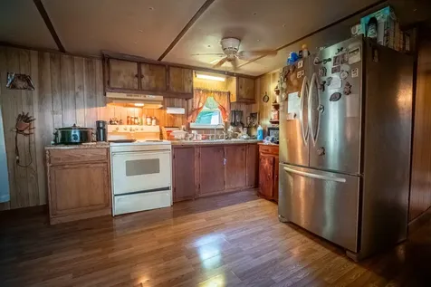 141 Zimmerman Street Hohenwald TN 38462