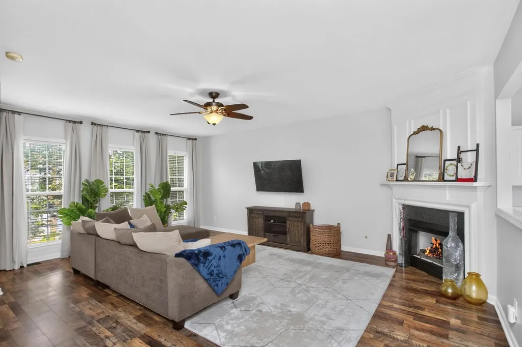 7252 Highway 70, S Nashville TN 37221