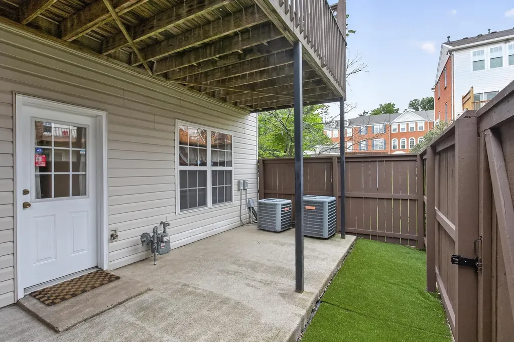 7252 Highway 70, S Nashville TN 37221