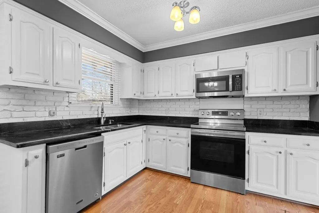 604 Highland View Court Hermitage TN 37076