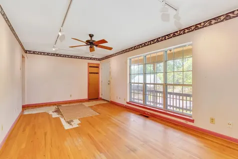 207 Regal Drive Chattanooga TN 37415