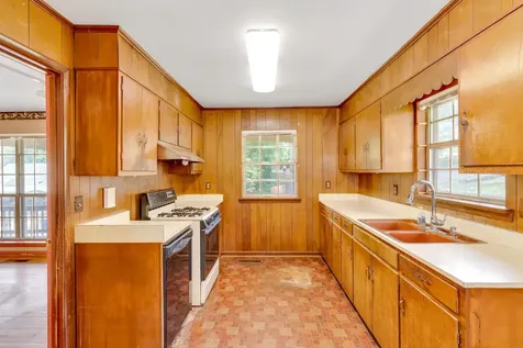 207 Regal Drive Chattanooga TN 37415