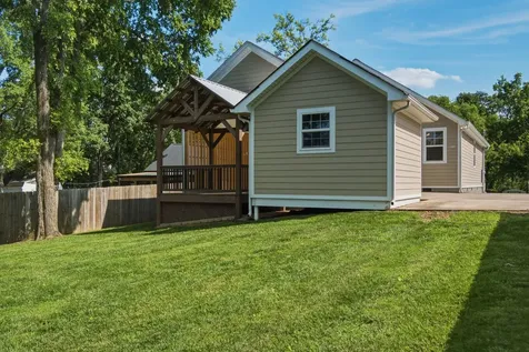 132 Plumlee Drive Hendersonville TN 37075