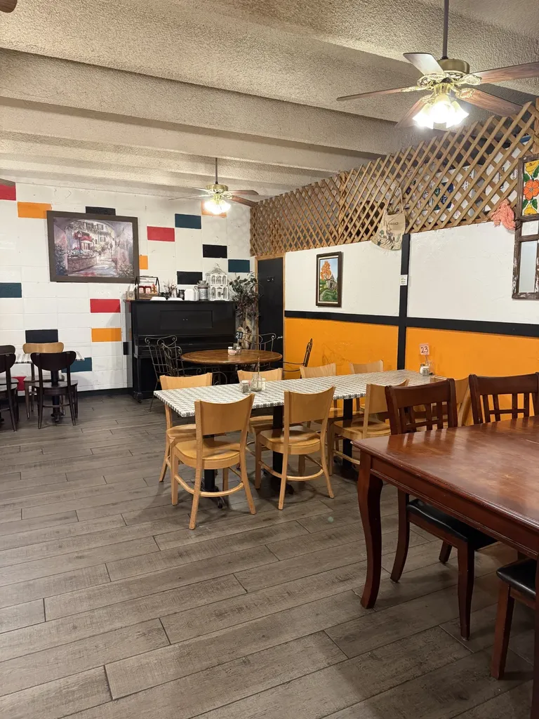 202 Third Ave, W Carthage TN 37030