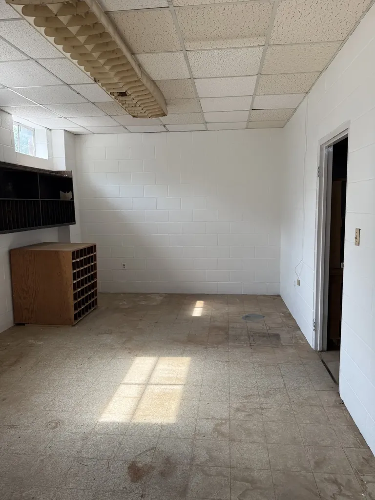 202 Third Ave, W Carthage TN 37030