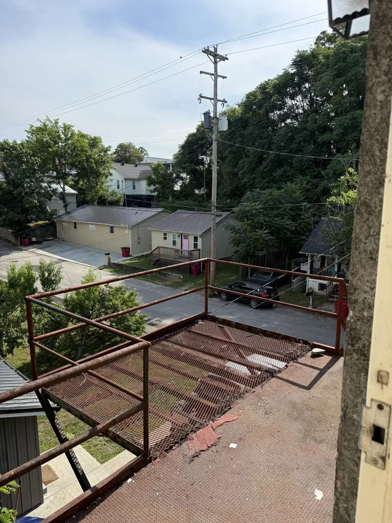 202 Third Ave, W Carthage TN 37030