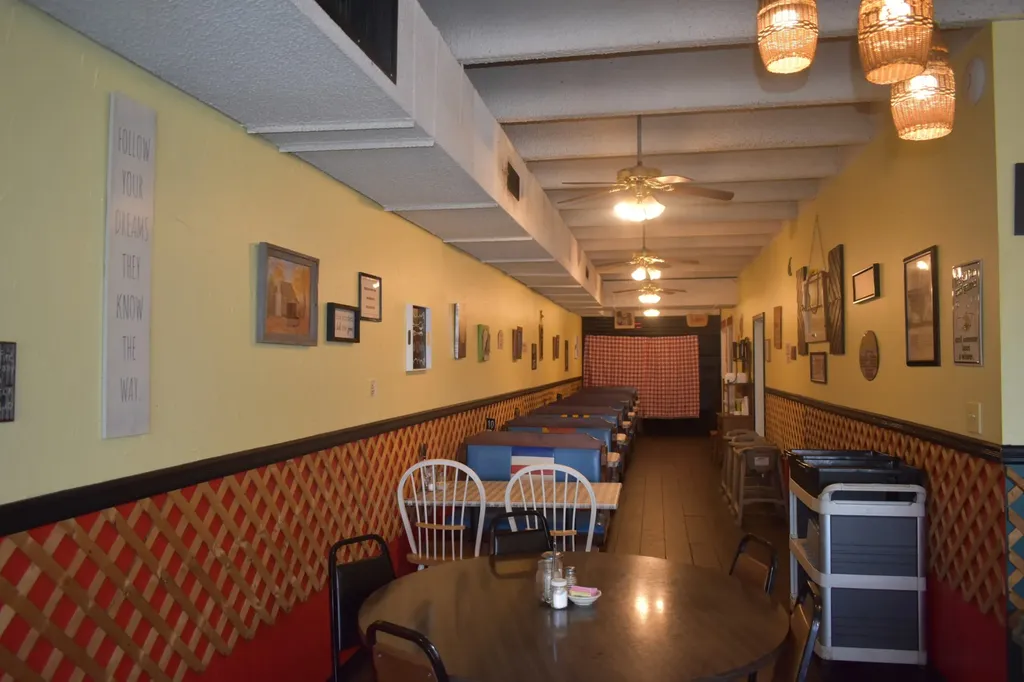 202 Third Ave, W Carthage TN 37030
