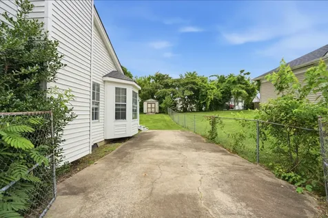 4044 Scotwood Drive Nashville TN 37211