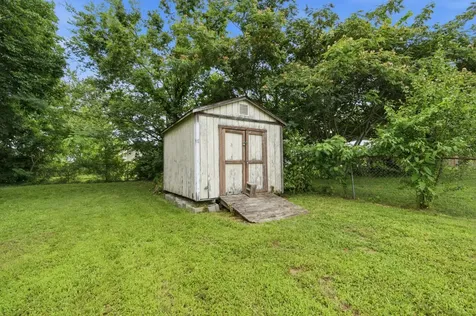 4044 Scotwood Drive Nashville TN 37211
