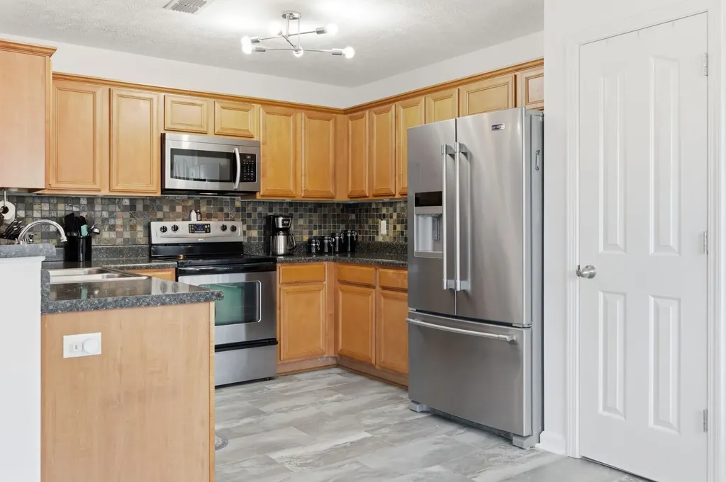 1946 Odessa Avenue Murfreesboro TN 37128