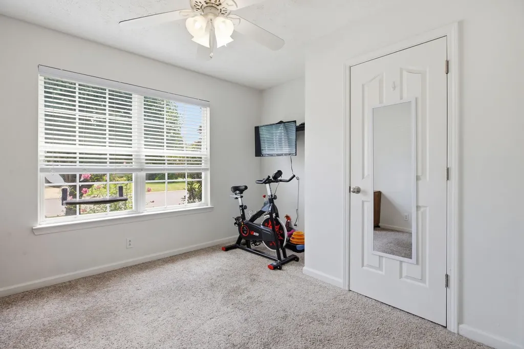 1946 Odessa Avenue Murfreesboro TN 37128