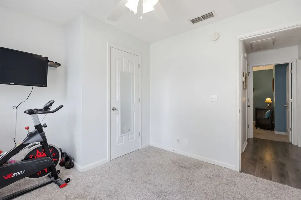1946 Odessa Avenue Murfreesboro TN 37128