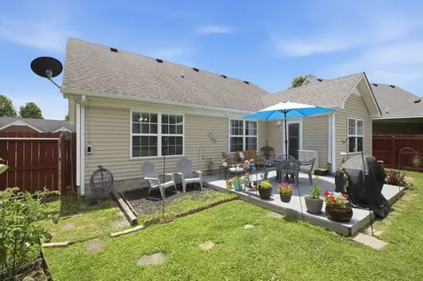 1946 Odessa Avenue Murfreesboro TN 37128