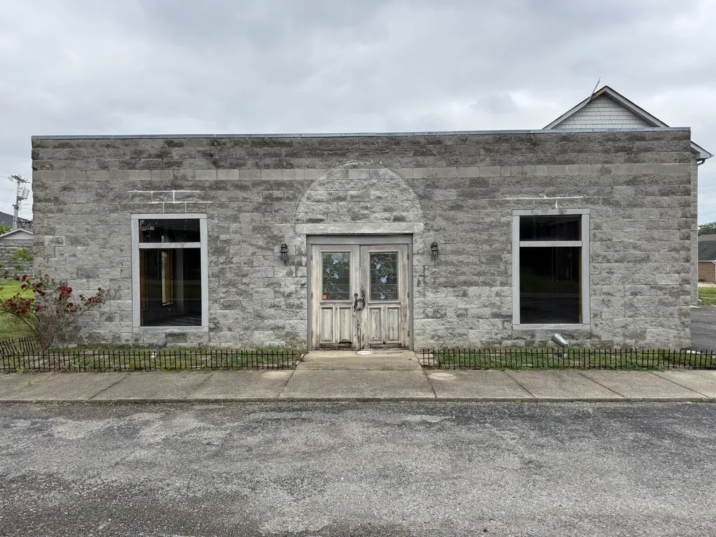2104 Ruth Street Springfield TN 37172