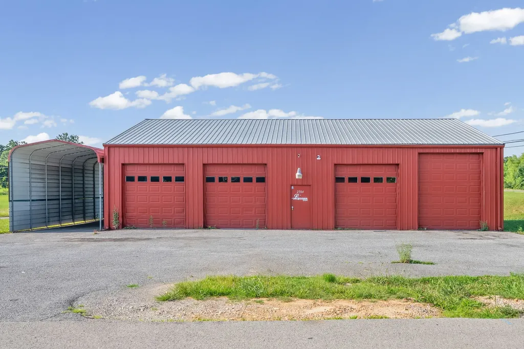 2304 Dawson Springs Road Hopkinsville KY 42240