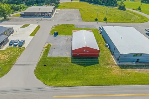 2304 Dawson Springs Road Hopkinsville KY 42240