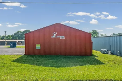 2304 Dawson Springs Road Hopkinsville KY 42240