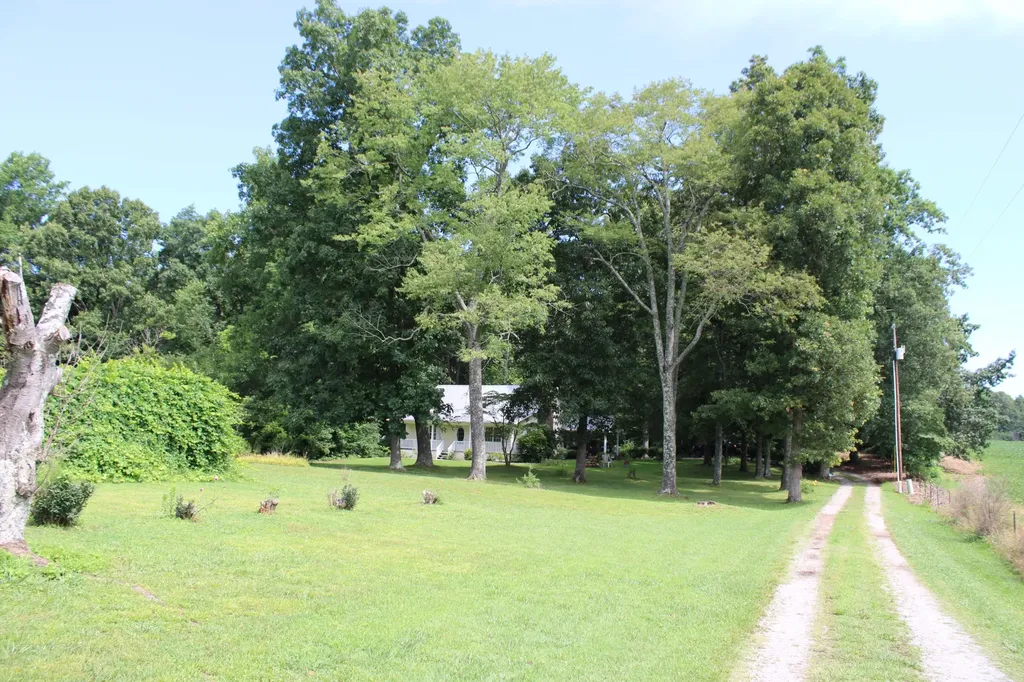 612 Bost Road Mcminnville TN 37110