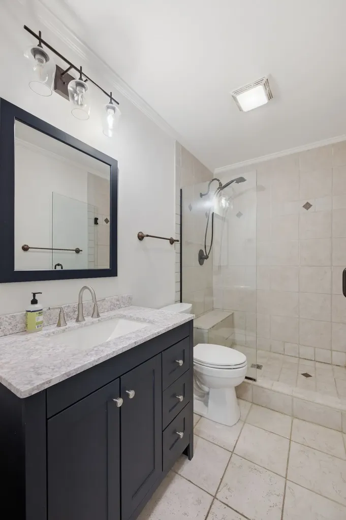 4400 Belmont Park Terrace Nashville TN 37215