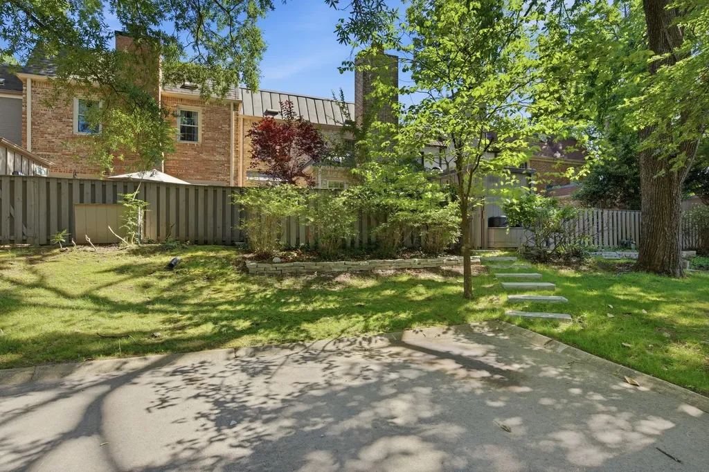 4400 Belmont Park Terrace Nashville TN 37215