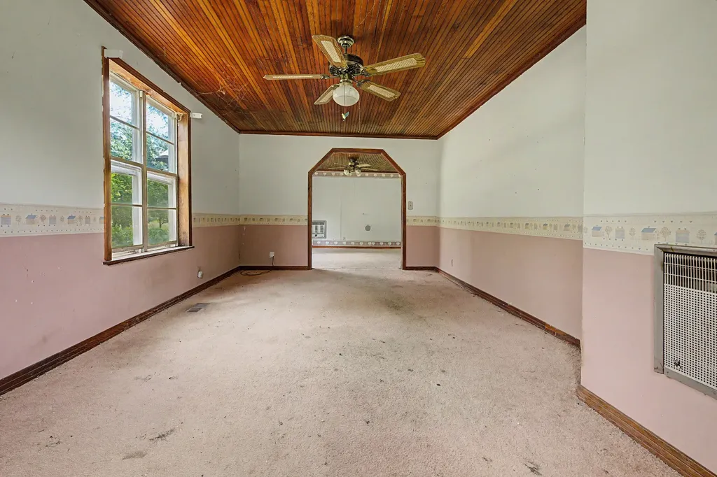 1755 Hawkins Crawford Road Cookeville TN 38501