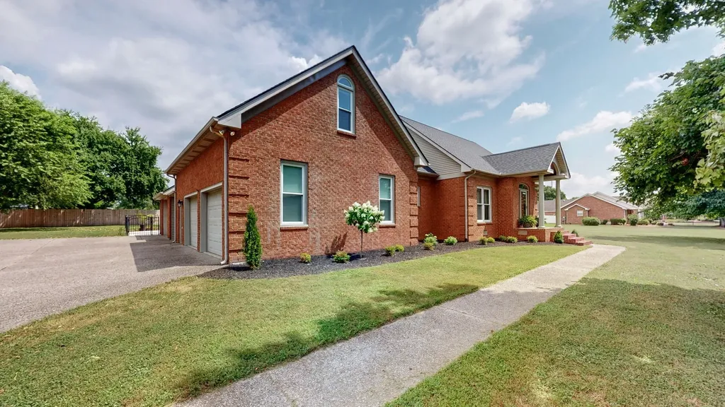 508 Redstone Drive Gallatin TN 37066