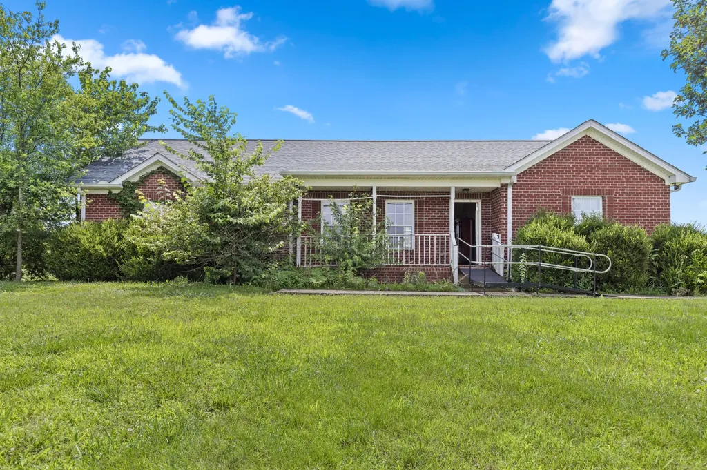 5261 Youngville Road Springfield TN 37172