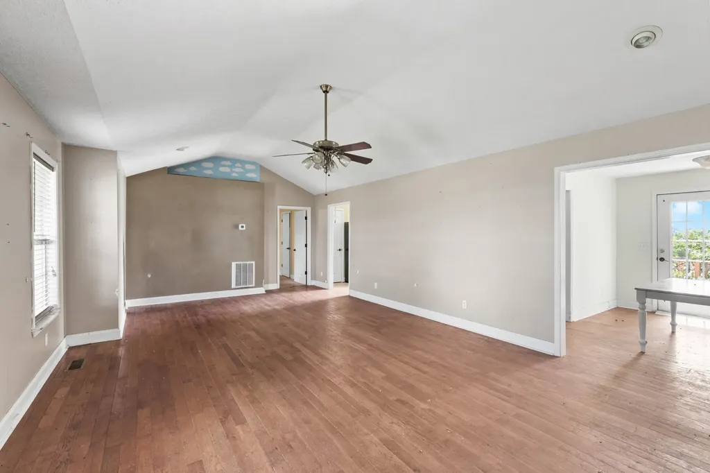 5261 Youngville Road Springfield TN 37172