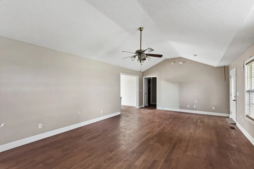 5261 Youngville Road Springfield TN 37172