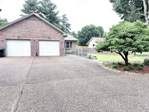 2607 Cayce Meade Drive Hopkinsville KY 42240