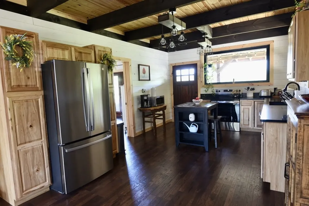 283 Markum Lane Spencer TN 38585