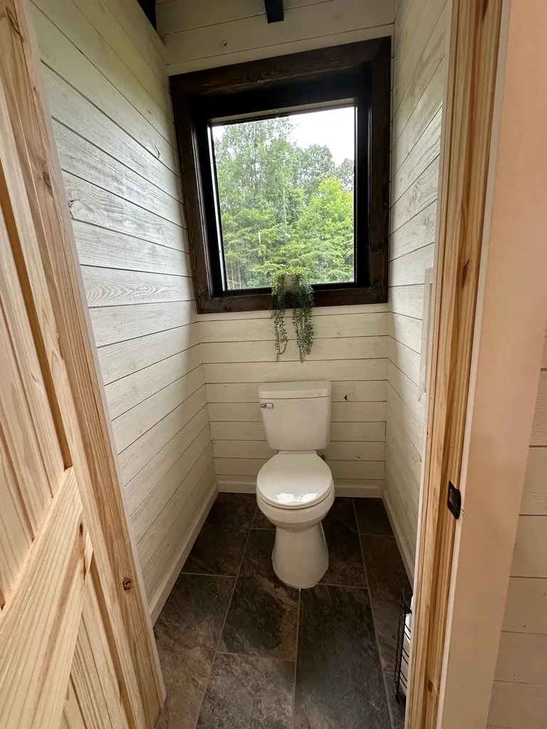 283 Markum Lane Spencer TN 38585