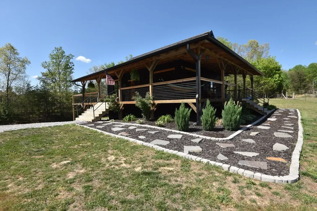 283 Markum Lane Spencer TN 38585