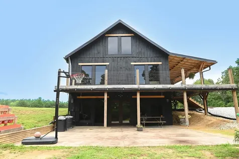 283 Markum Lane Spencer TN 38585